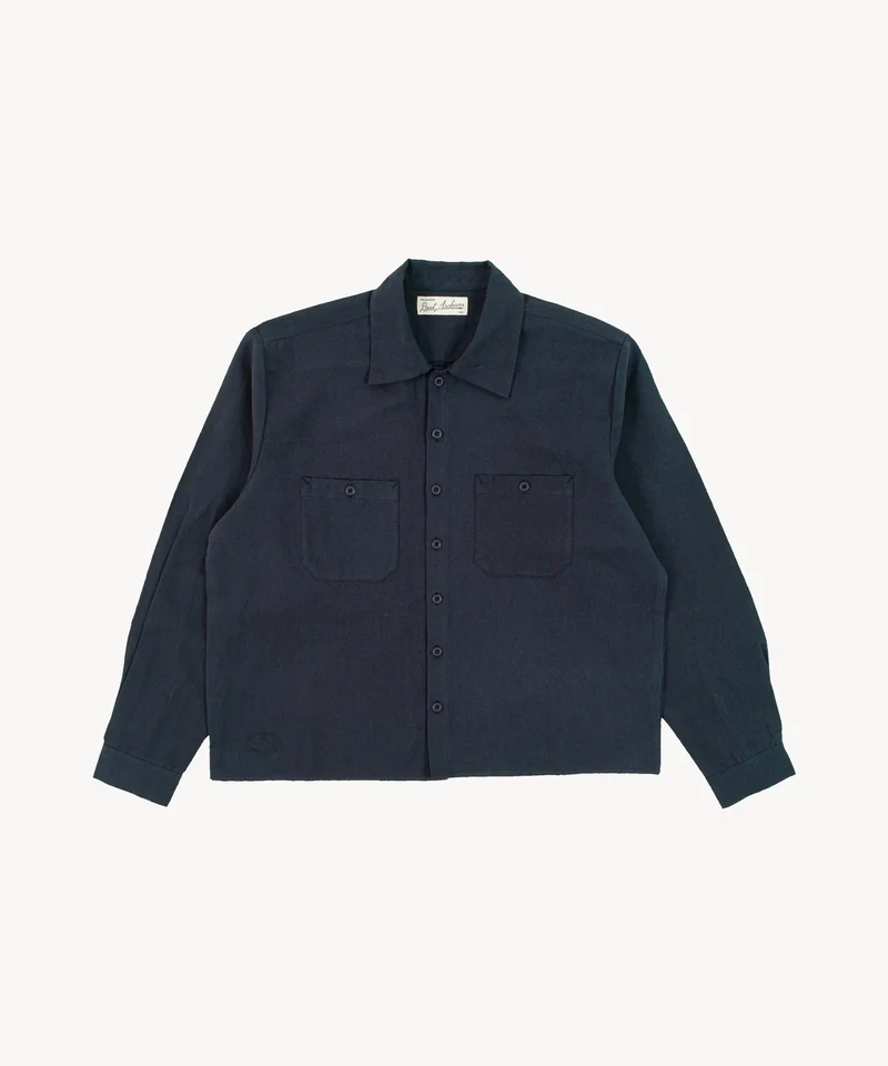 THE OVERSIZED WORK SHIRT