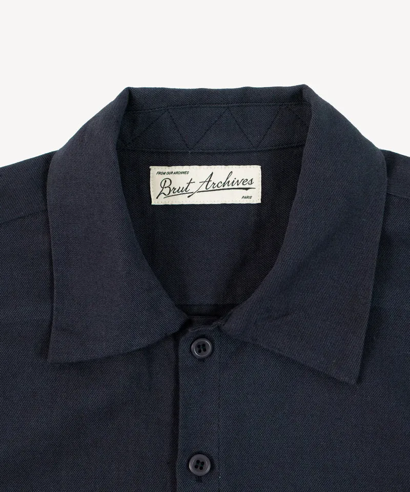 THE OVERSIZED WORK SHIRT