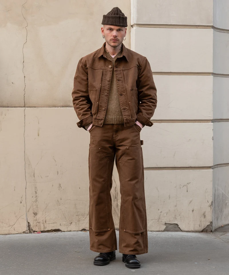 THE V-NECK SHETLAND