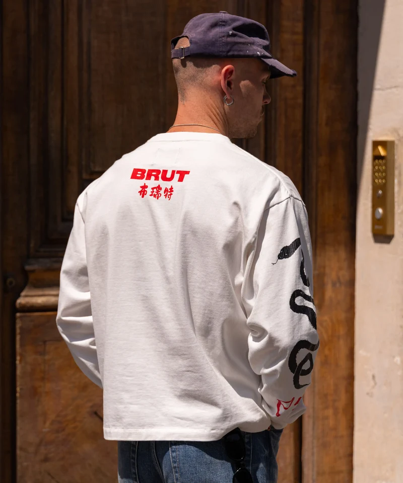 THE GREAT WALL CLIMBER TEE