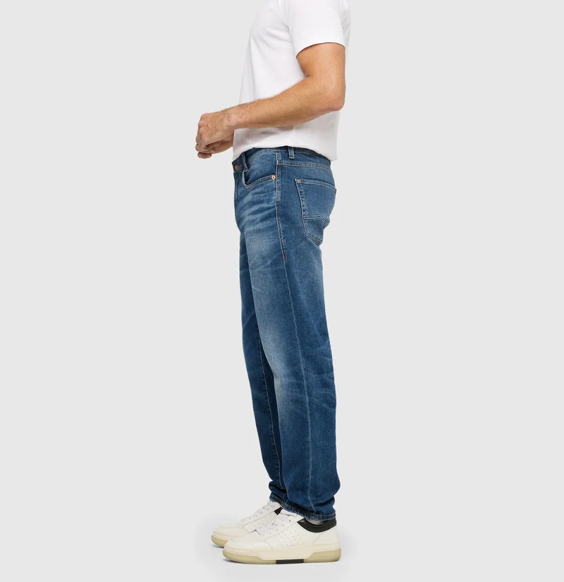 Dan