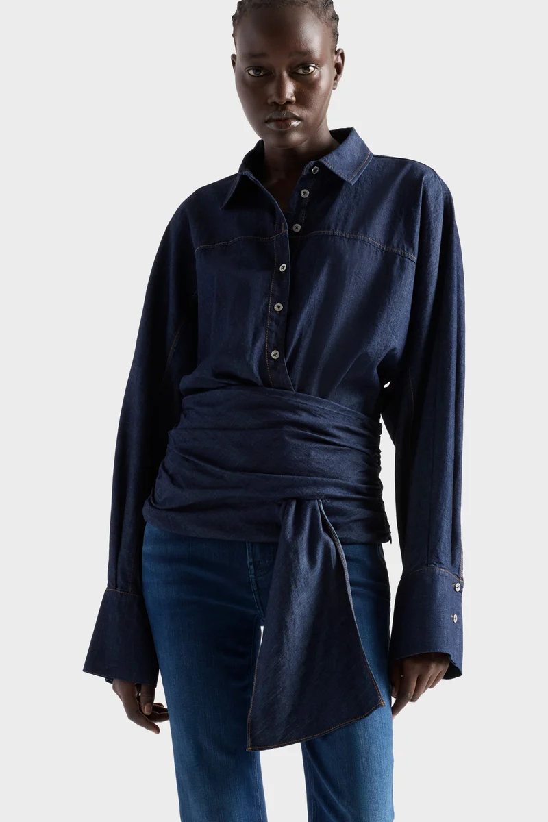WAIST TIE SHIRT in Denim Abyss