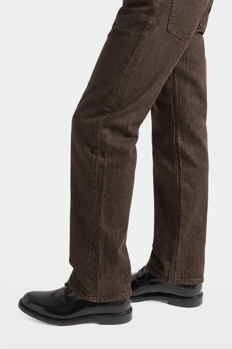 EASY STRAIGHT in Comfort Colored Deep Earth