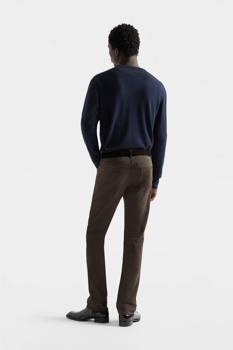 THE STRAIGHT in Luxe Performance Sateen Molasses