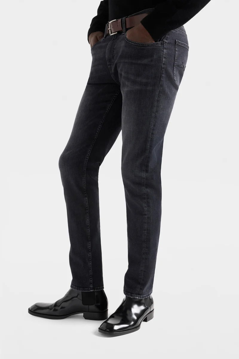 SLIMMY TAPERED in Luxe Performance Breakwater