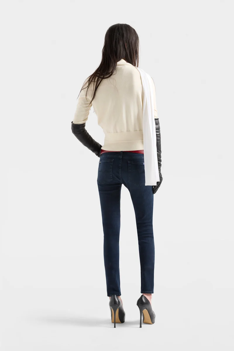 LOW SKINNY in Slim Illusion Inkstone