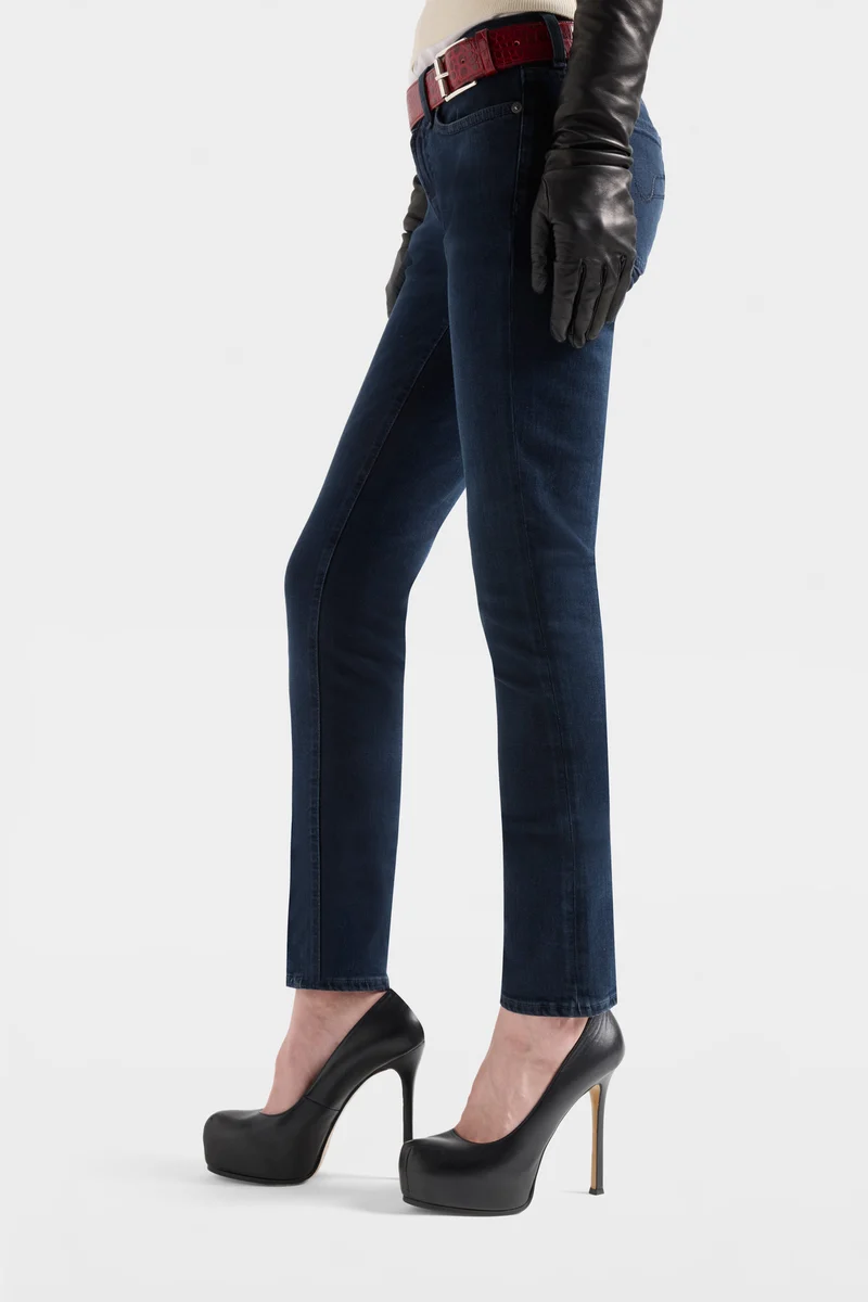 LOW SKINNY in Slim Illusion Inkstone