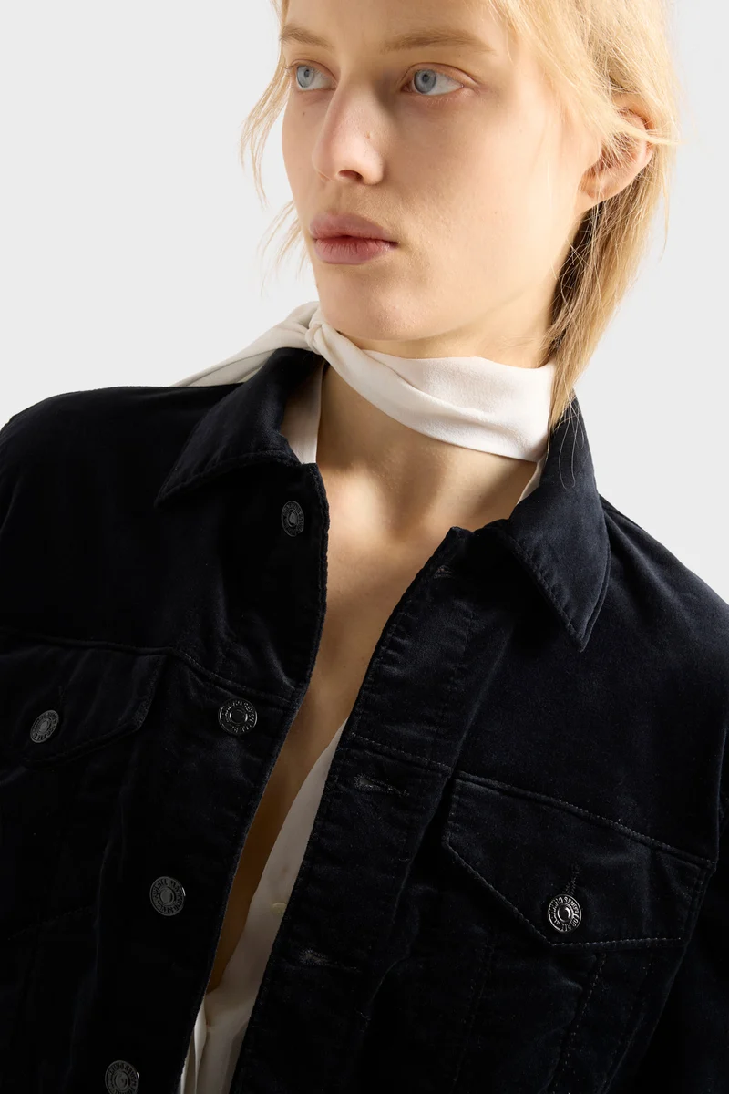 ADI TRUCKER JACKET in Velvet Black