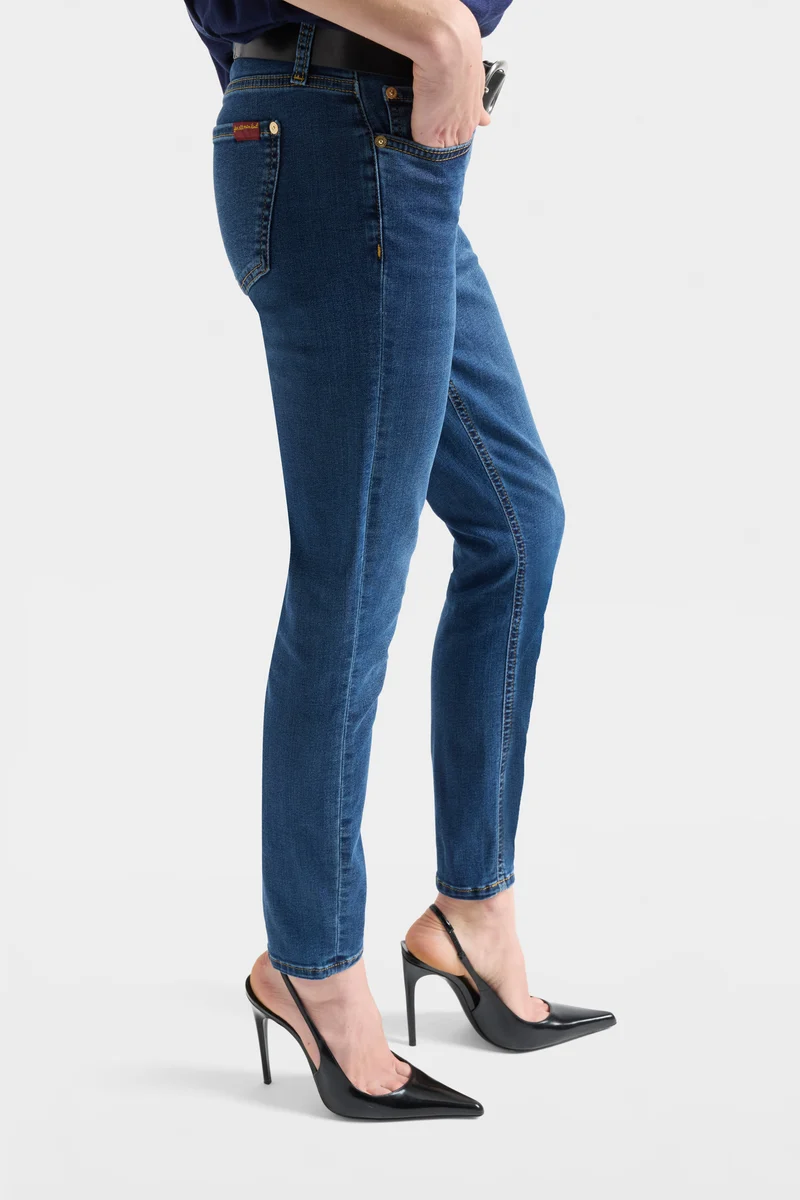 B(air) Ankle Skinny in Duchess