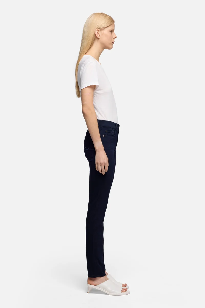 B(air) Roxanne Ankle in Majesty