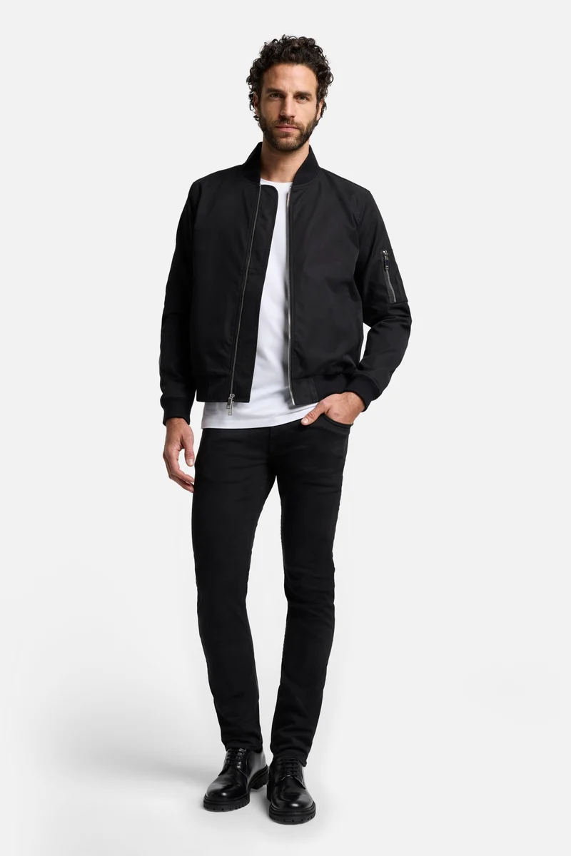 Luxe Performance Plus Paxtyn in Black
