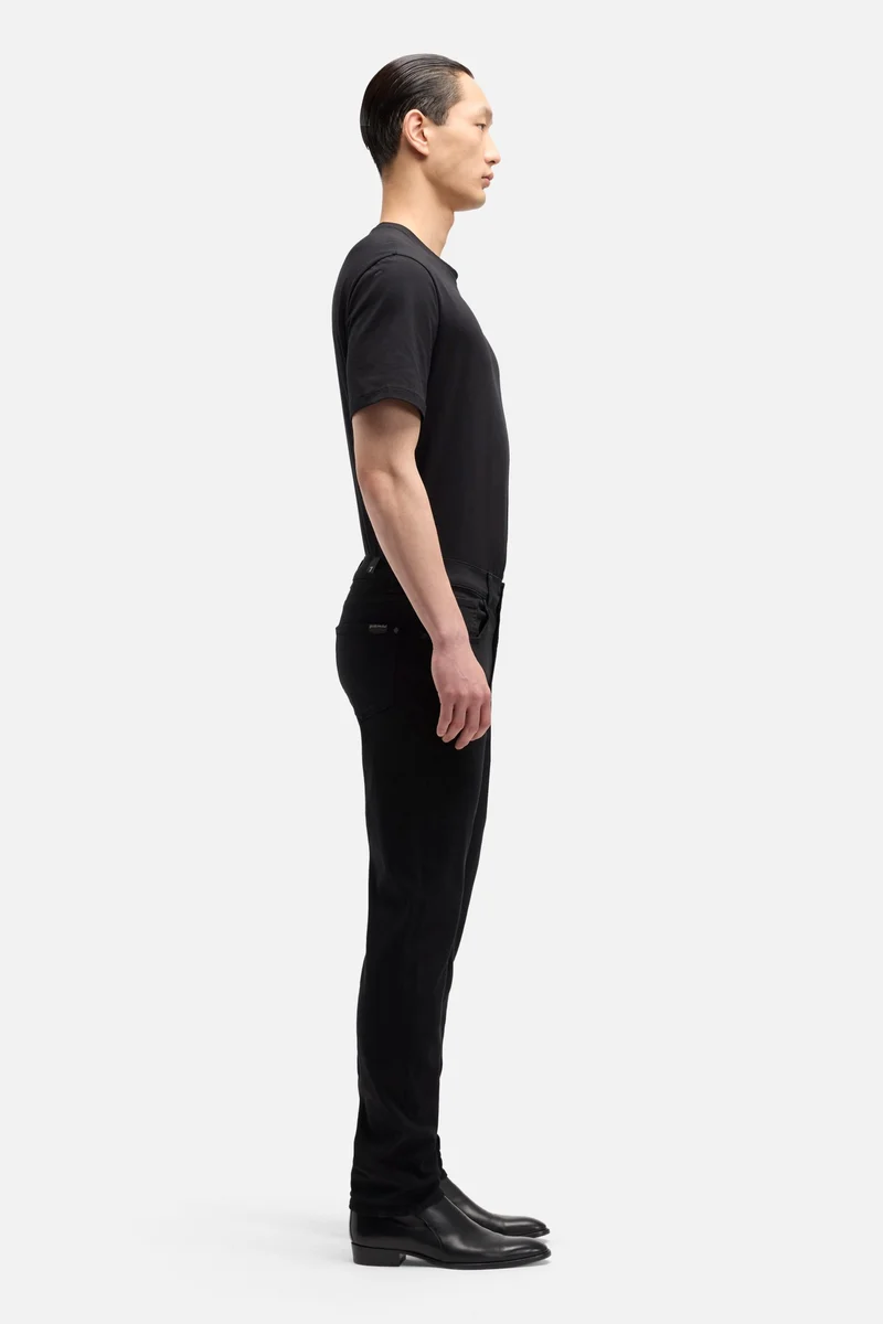 Luxe Performance Plus Slimmy Tapered In Black