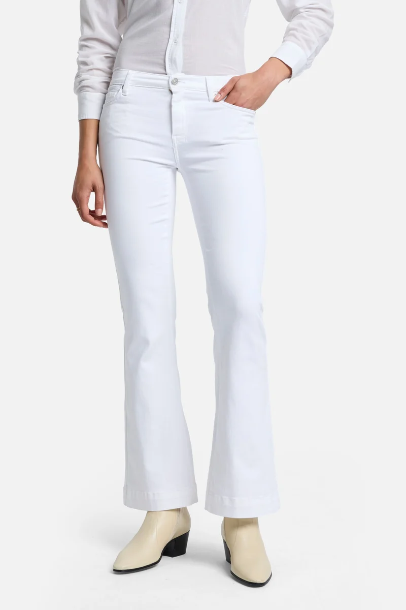 Slim Illusion Tailorless Dojo in Luxe White