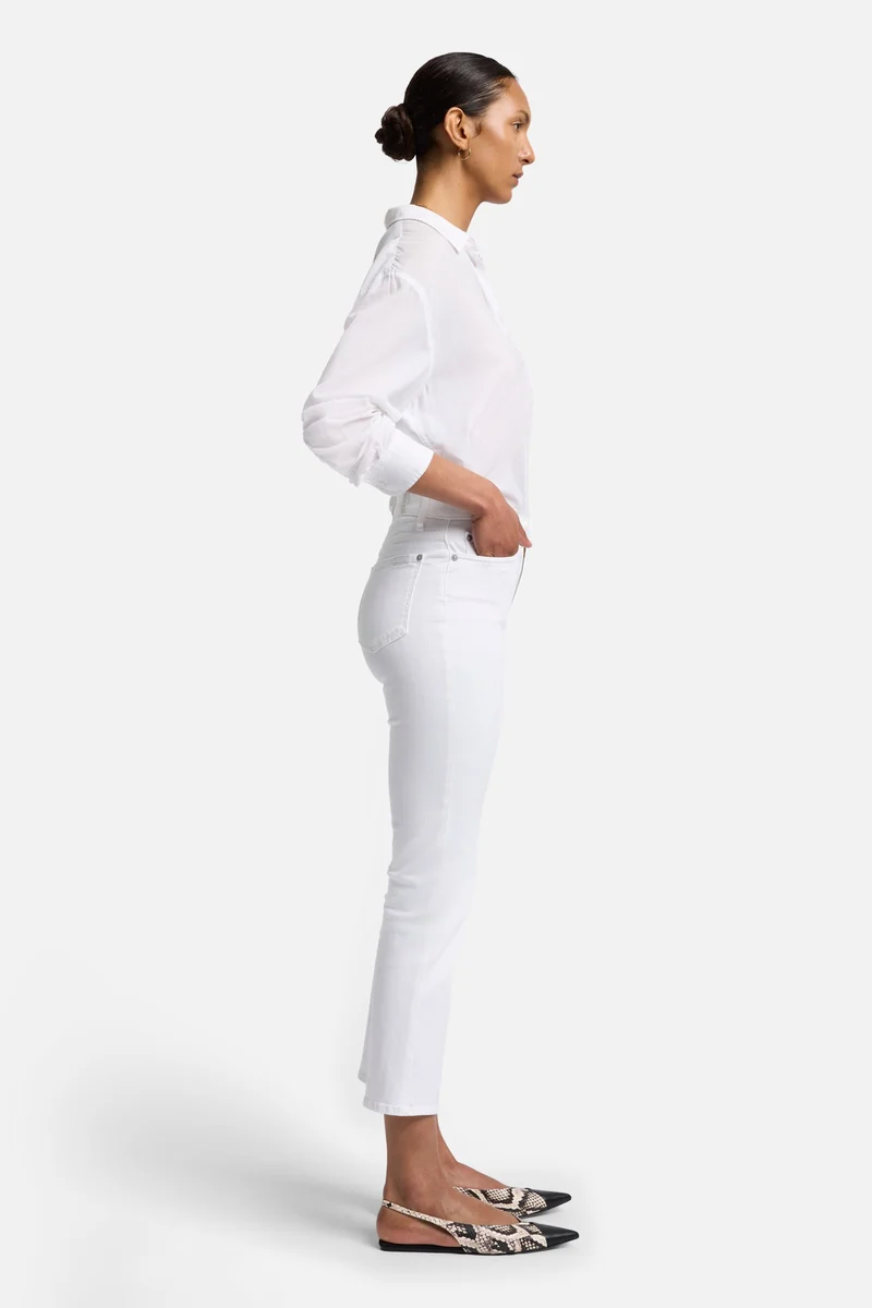 Slim Illusion High Waist Slim Kick in Luxe White
