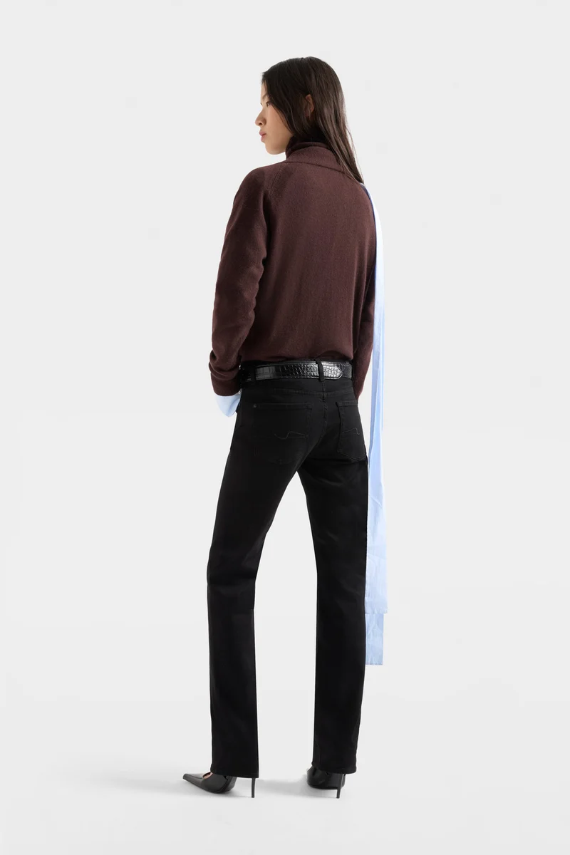 THE SLIM in Slim Illusion Soho Night