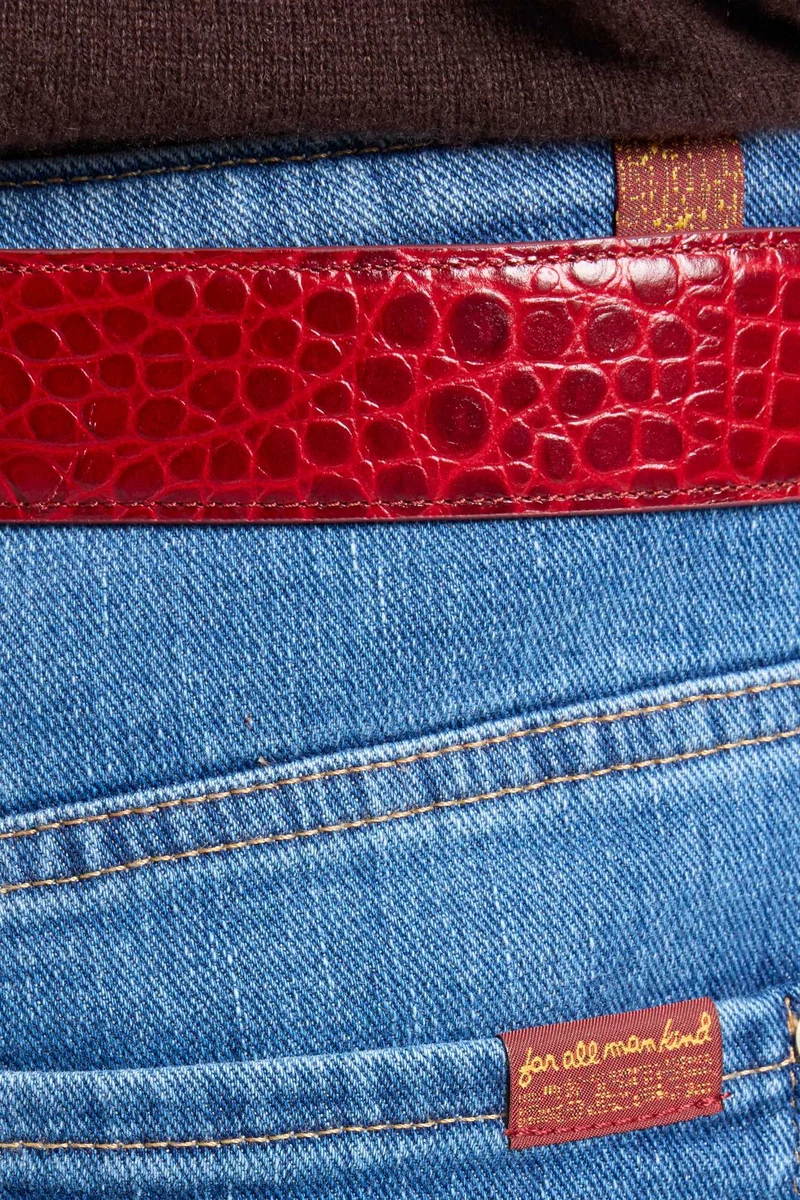 THE SLIM in Cashmere Denim Cloud
