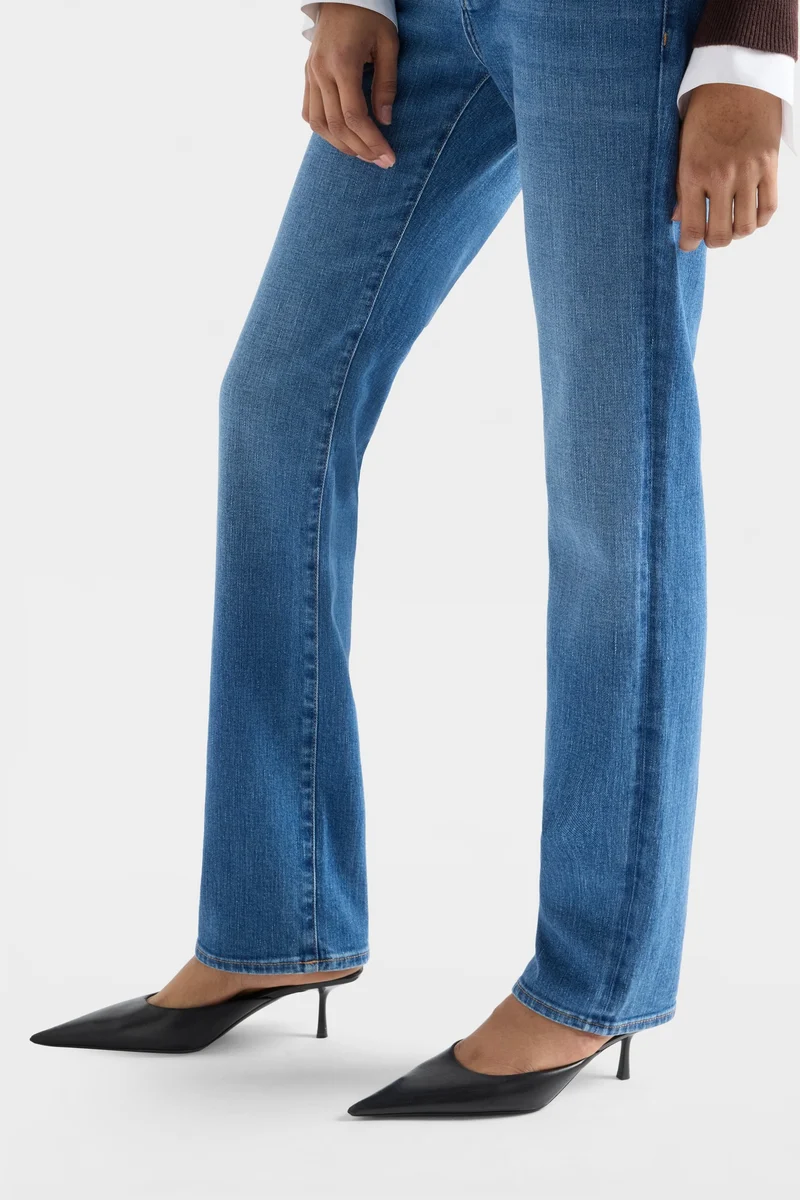 THE SLIM in Cashmere Denim Cloud