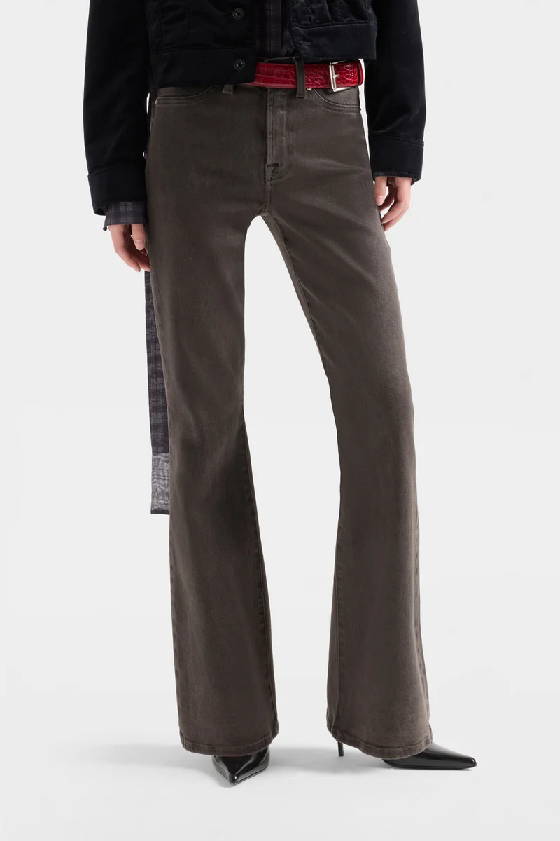 LEGGY BOOTCUT in Coated Denim Brown