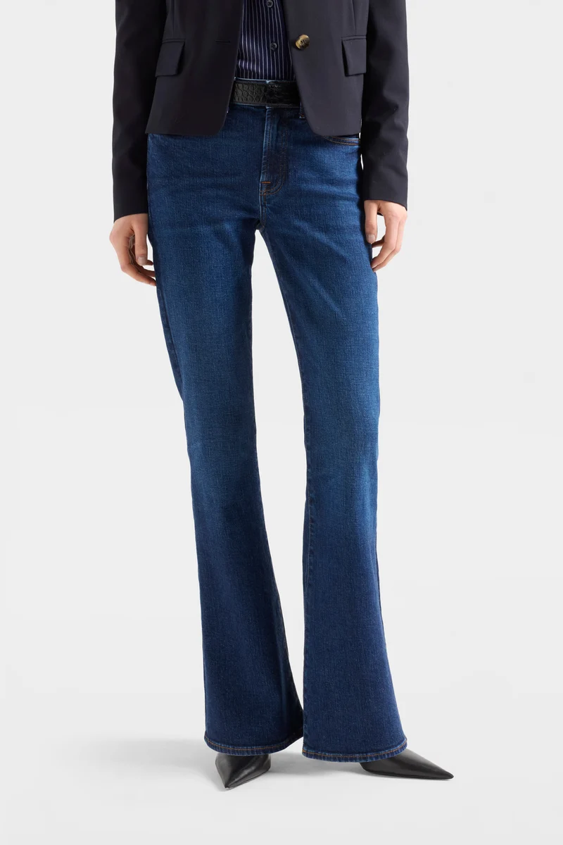 LEGGY BOOTCUT in Cashmere Denim Could Night