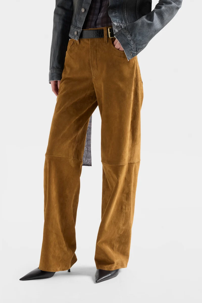 STOVEPIPE STRAIGHT in Suede Cognac
