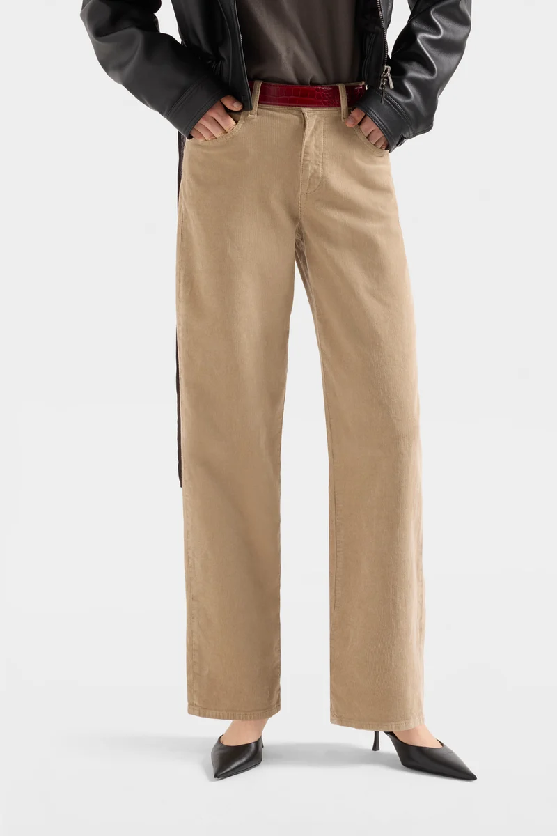 STOVEPIPE STRAIGHT in Corduroy Corduroy Winter Beige
