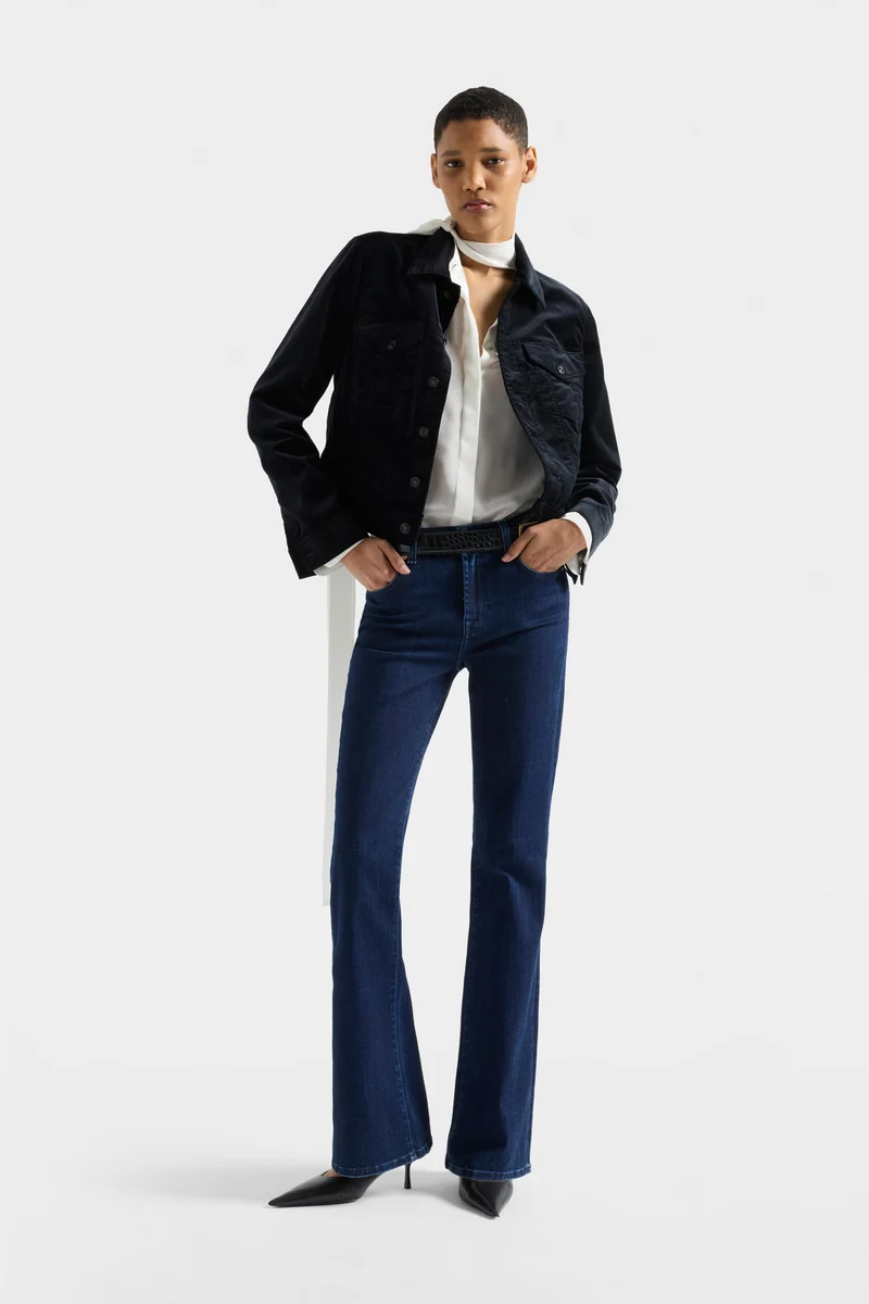 LEGGY BOOTCUT in Slim Illusion Classical