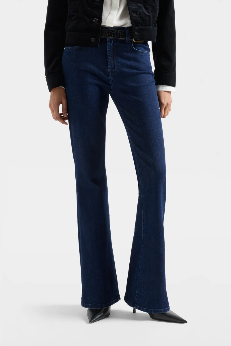 LEGGY BOOTCUT in Slim Illusion Classical