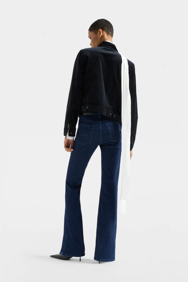 LEGGY BOOTCUT in Slim Illusion Classical