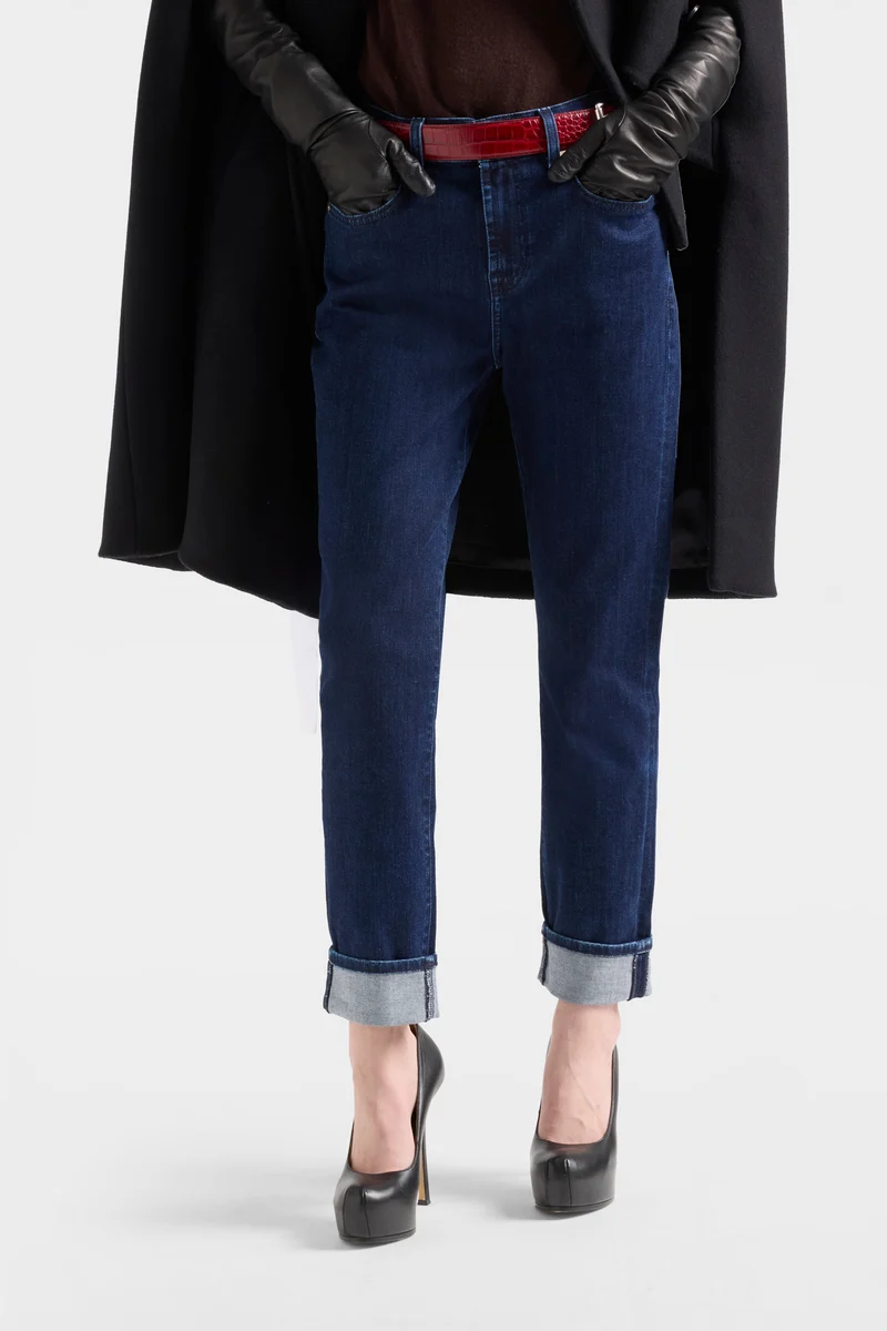 RELAXED SKINNY in Slim Illusion Classical