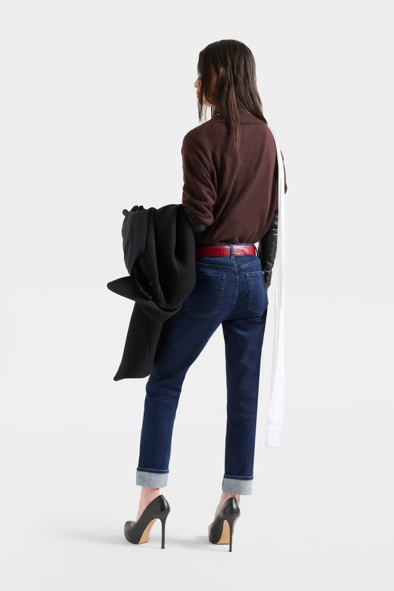 RELAXED SKINNY in Slim Illusion Classical