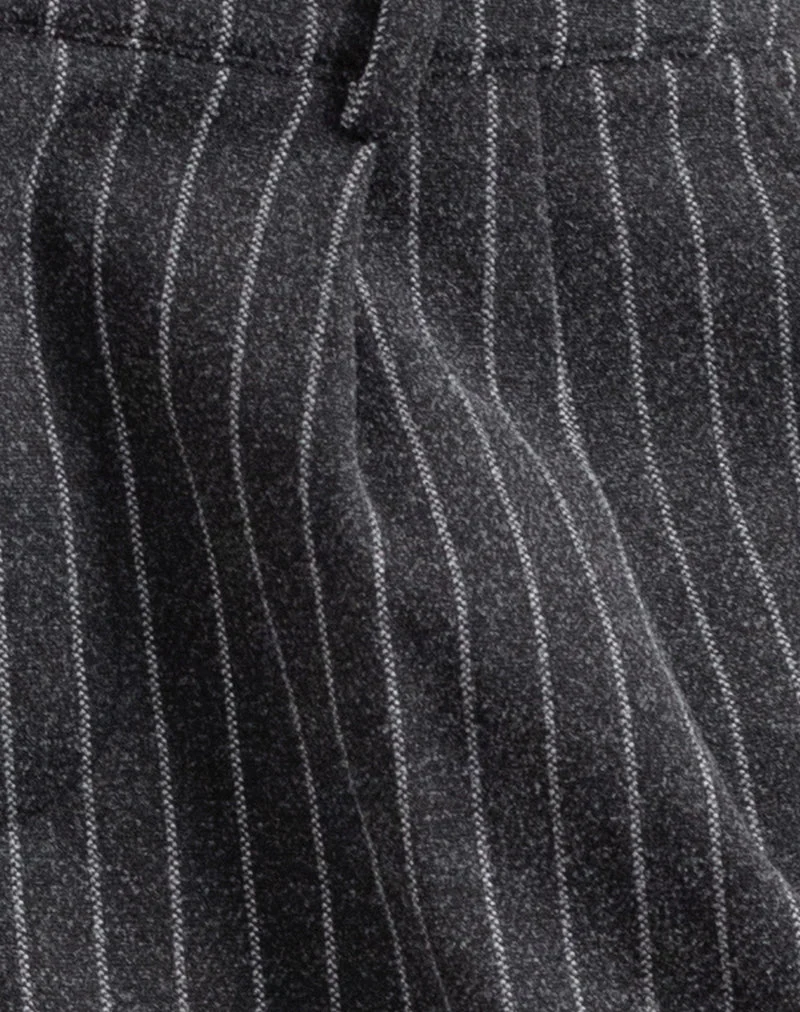 Misha Hose mit weitem Bein in Nadelstreifen Schwarz