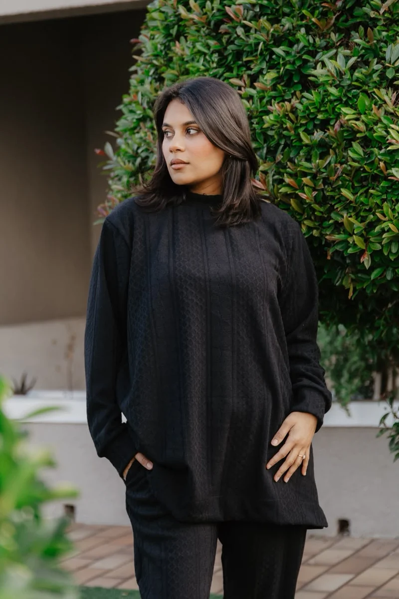 Cable Knit Trackset- Black