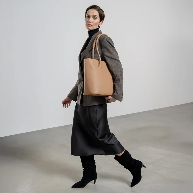 Isabel Bernard Honoré Lysanne Kamel Kalbsleder Shopper IB25026