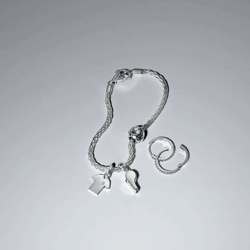 Pandora Moments Cubic Zirconia Schiedsrichterpfeife Charm-Anhänger 794713C01