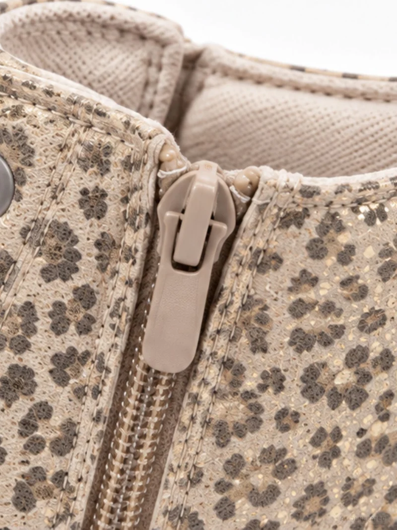 High-Top Plateau Sneaker mit Leo-Print & Pink Details