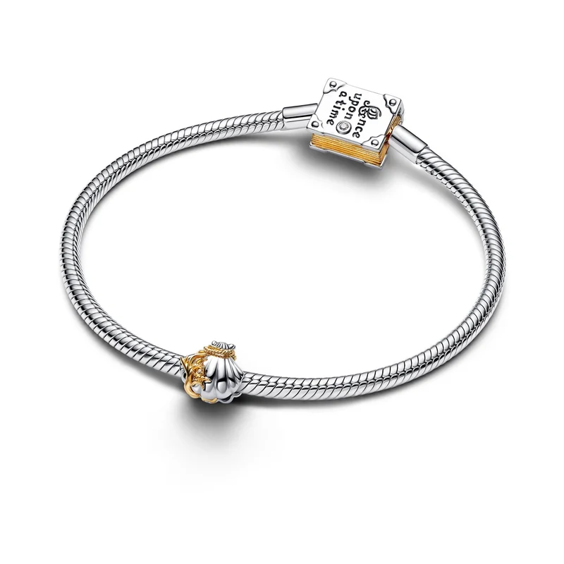 Pandora Disney Vergoldeter 0.012 ct TW Lab-Grown Diamond Disney Prinzessinnen Ariel Muschel Zweifarbiger Charm 764403C01