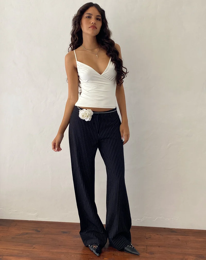 Abba Low Rise Hose in Schwarz Nadelstreifen Tailoring