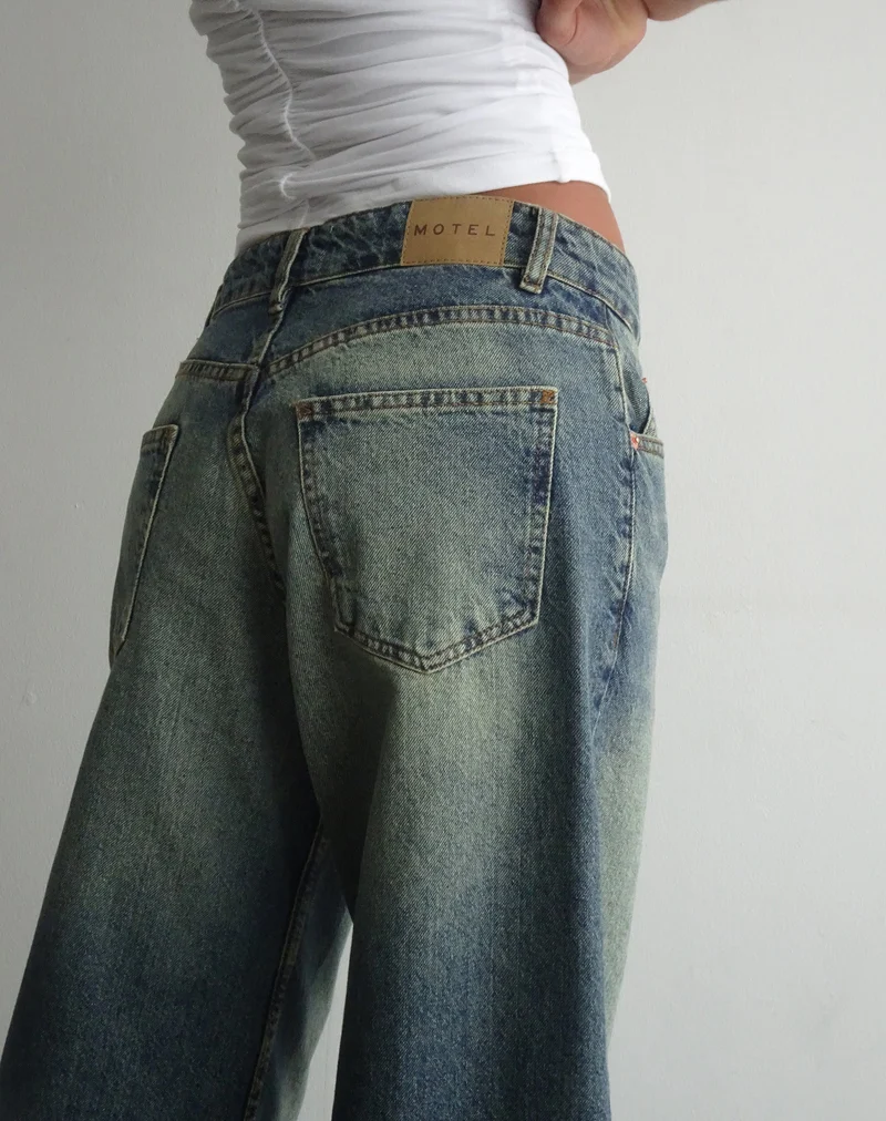 Geräumige extra weite Low Rise Jeans in Extrem Blau Grün