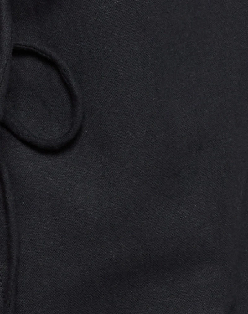 Kayve Tie Front Top in Schwarz