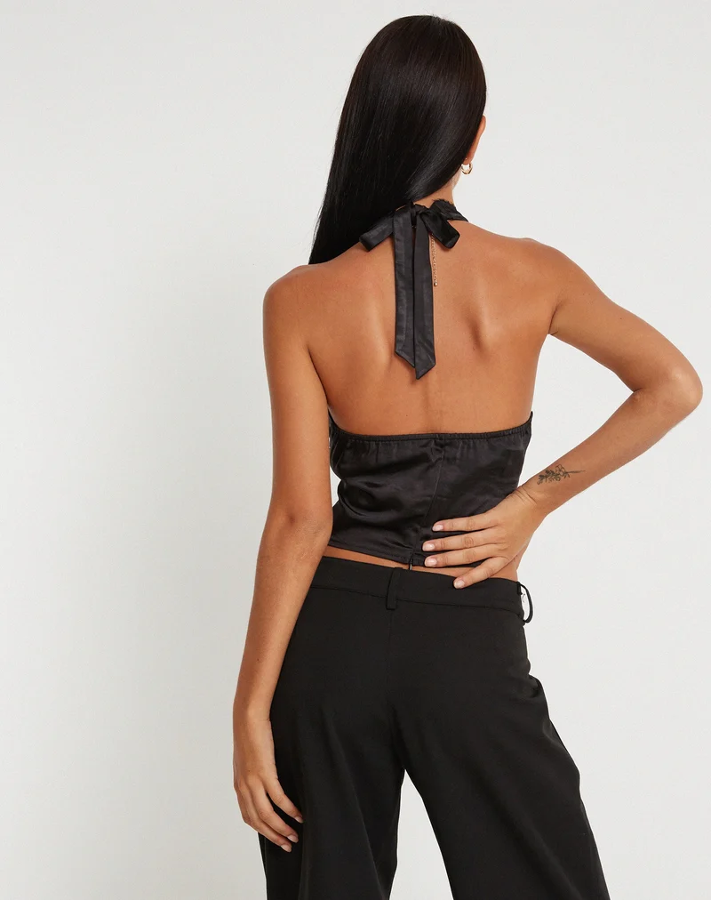 Mutsuki Neckholder-Top aus Satin Schwarz