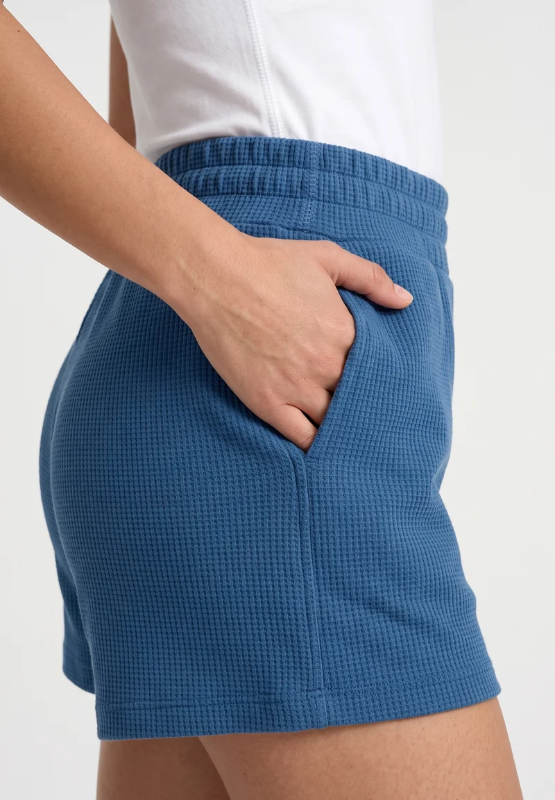 SAVANNA | Waffel-Shorts aus Bio-Baumwolle und recyceltem Polyester