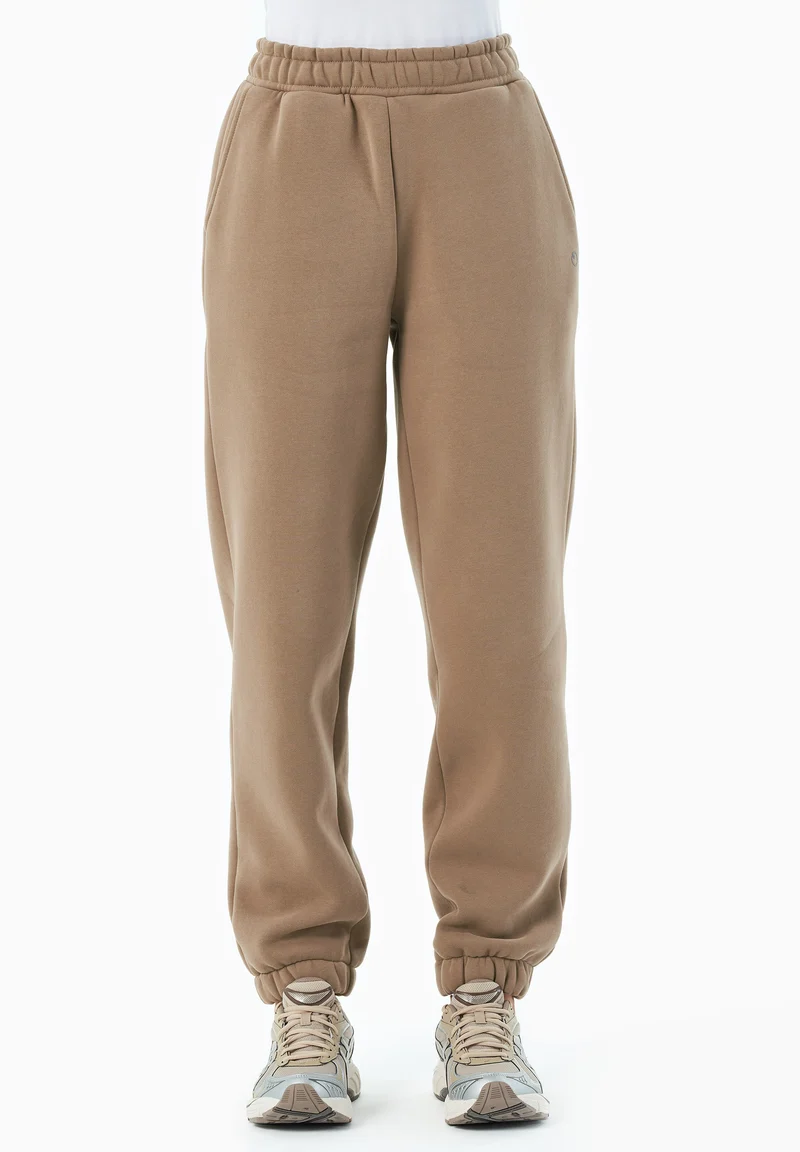 PARKERR | Essentials Travel Unisex Jogginghose aus Bio-Baumwolle & Recyceltem Polyester
