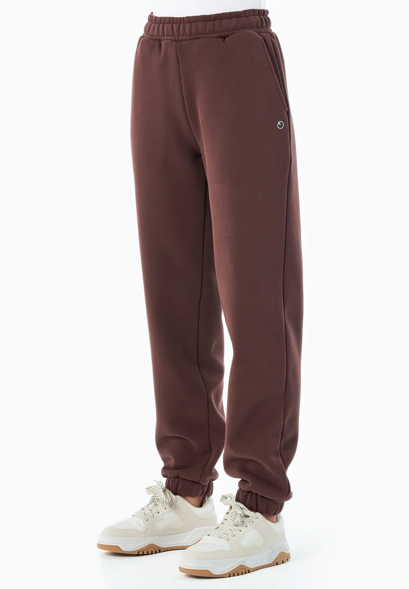 PARKERR | Essentials Travel Unisex Jogginghose aus Bio-Baumwolle & Recyceltem Polyester
