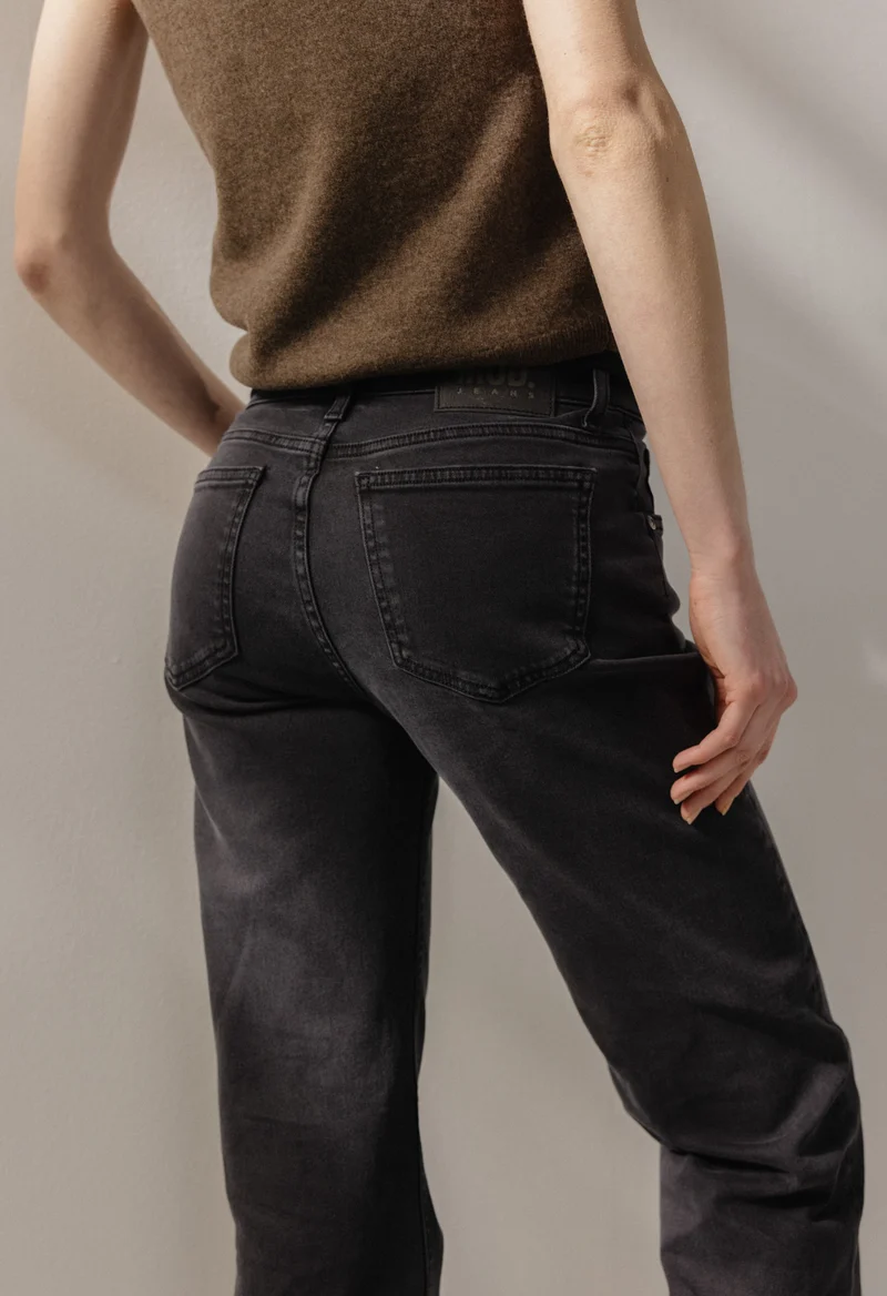 Carry Mid Straight - Black Vintage