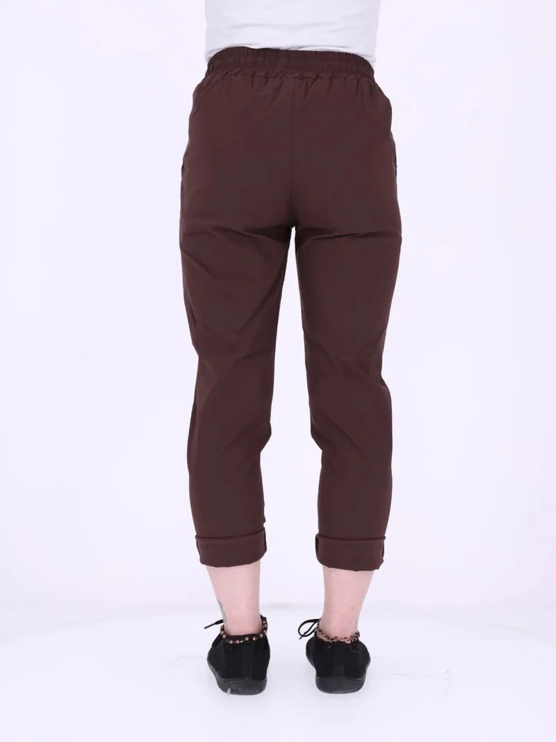 Braune Damenhose mit elastischem Bund & variabler Beinlänge
