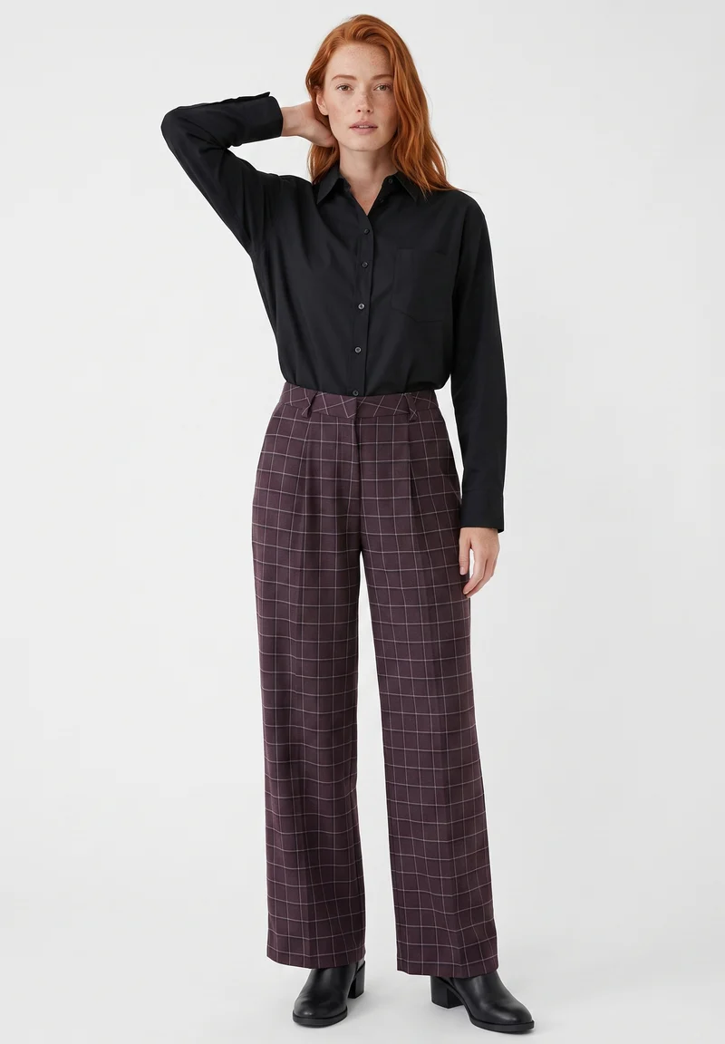 Wide-Leg-Hose aus recyceltem Polyester und ECOVERO™ Viskose