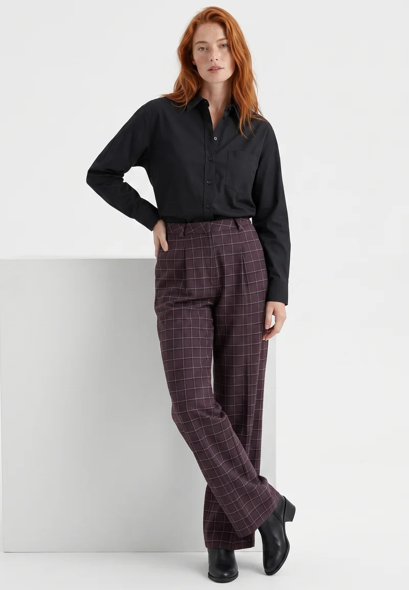 Wide-Leg-Hose aus recyceltem Polyester und ECOVERO™ Viskose