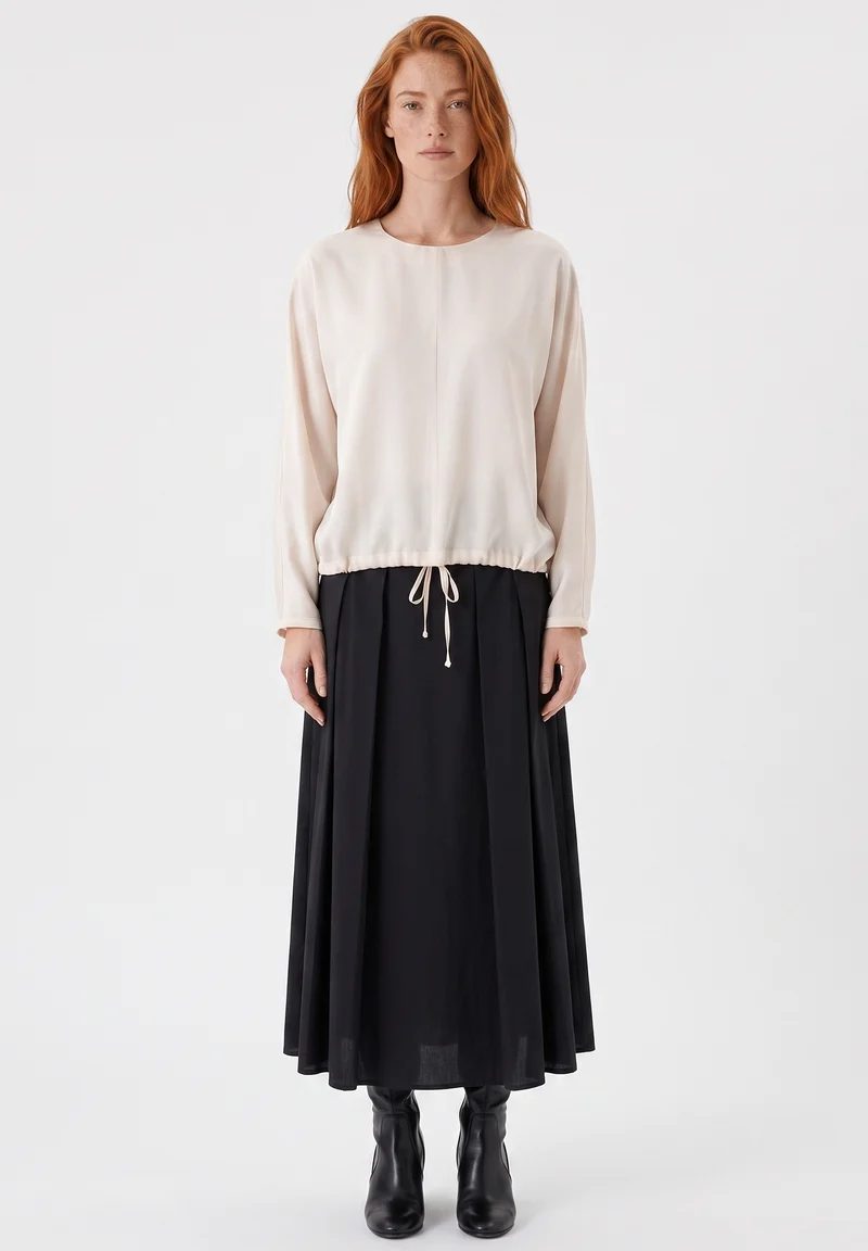 Bluse aus Viskose im Satin-Gewebe