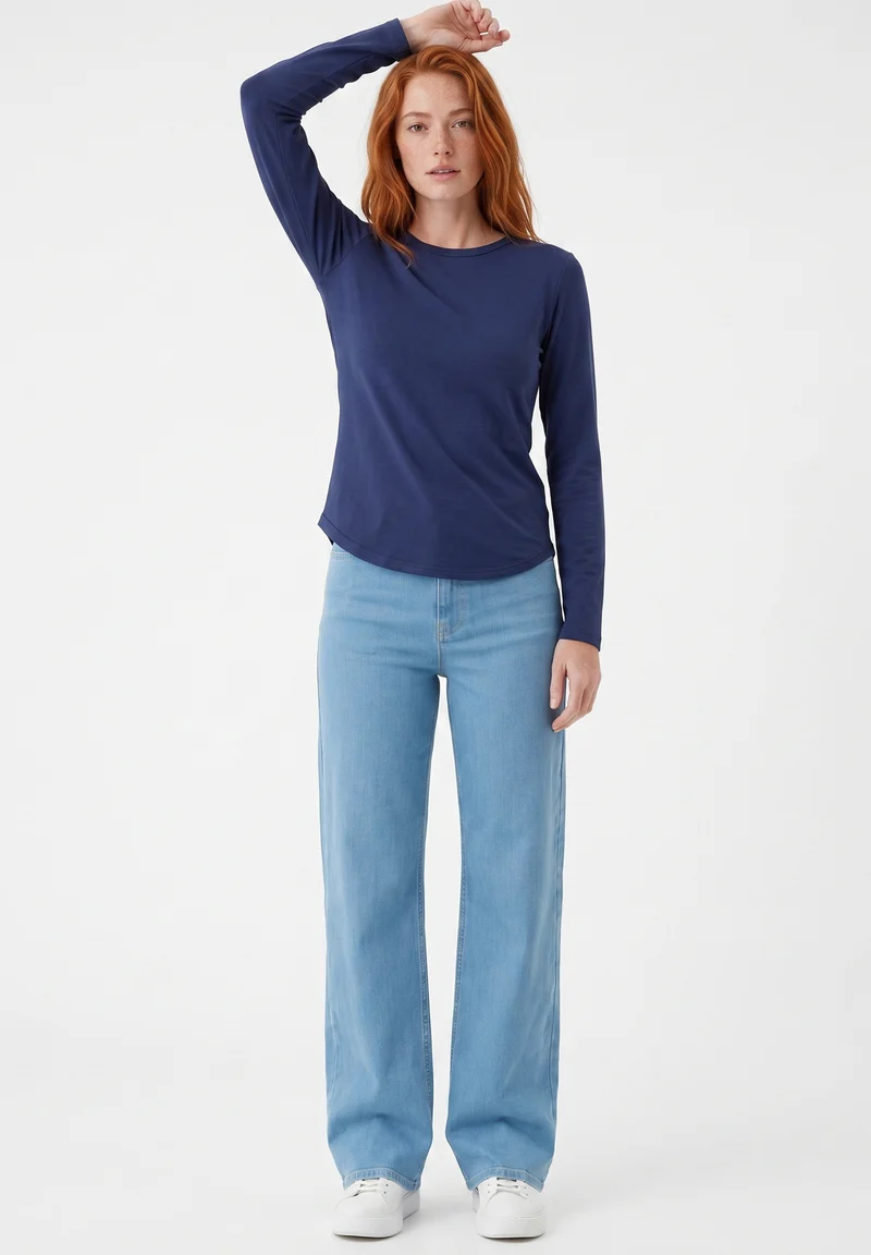 Slim-Fit-Longsleeve aus Bio-Baumwolle