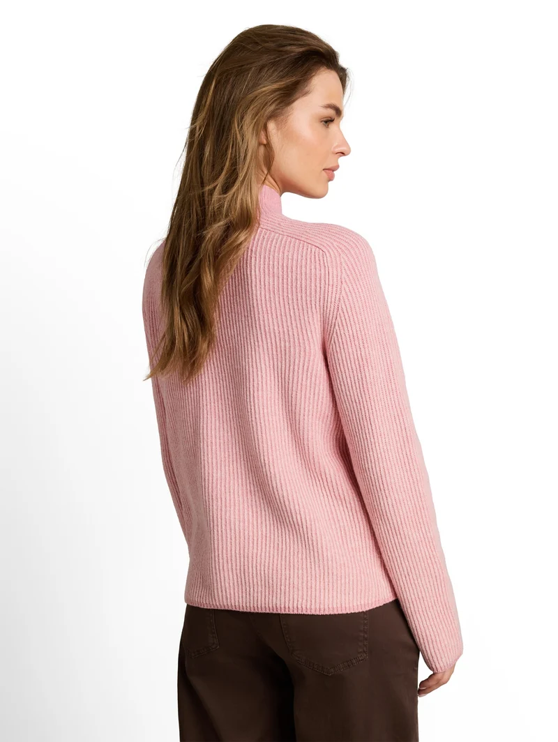 knit plaited rib crewneck, light pink structure